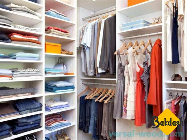 Purchase and today price of closet clothing London